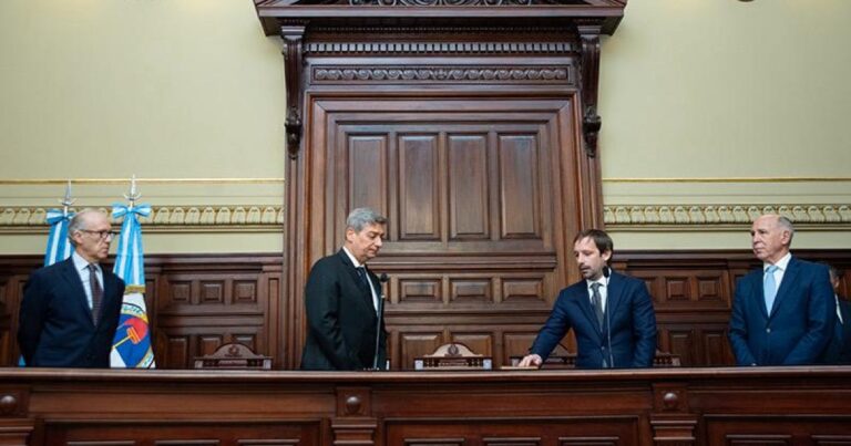 Viola asumió en el Consejo de la Magistratura y liberan a su ex defendido Lázaro Báez