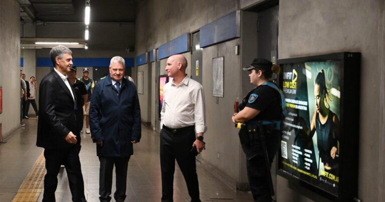 Fuerte operativo de saturación en el subte