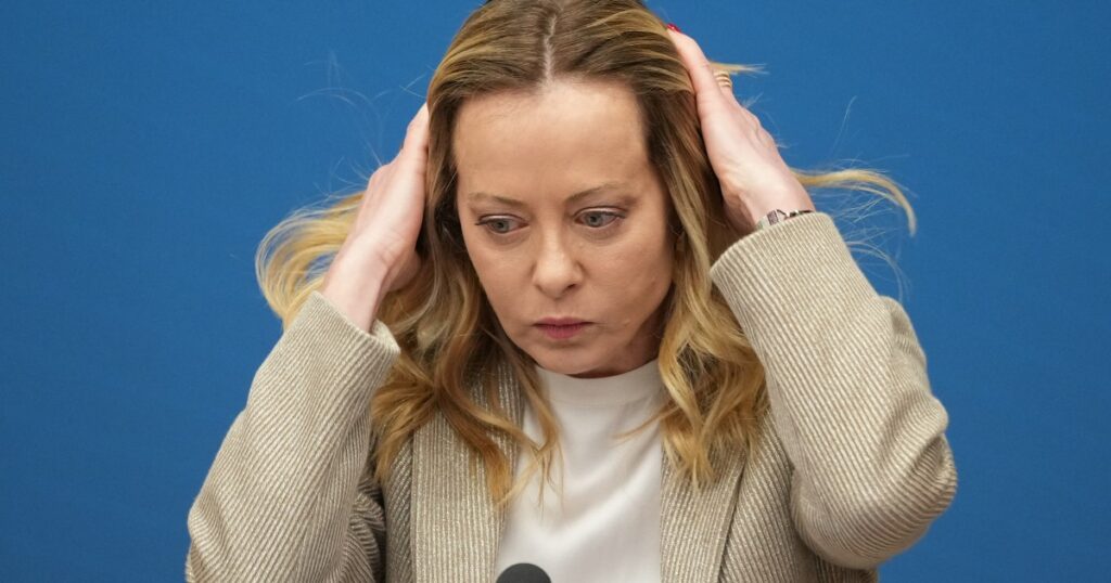 Dura derrota de Meloni, la aliada europea de Milei
