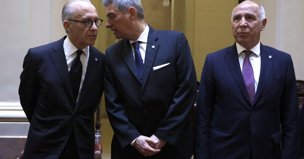 Interna en la Corte: Abogados y políticos traban el proyecto de las grandes empresas para meterse en la selección de jueces