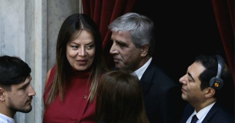 Toto Caputo furioso con Pettovello: “Se complicó su pase a la jefatura de gabinete”