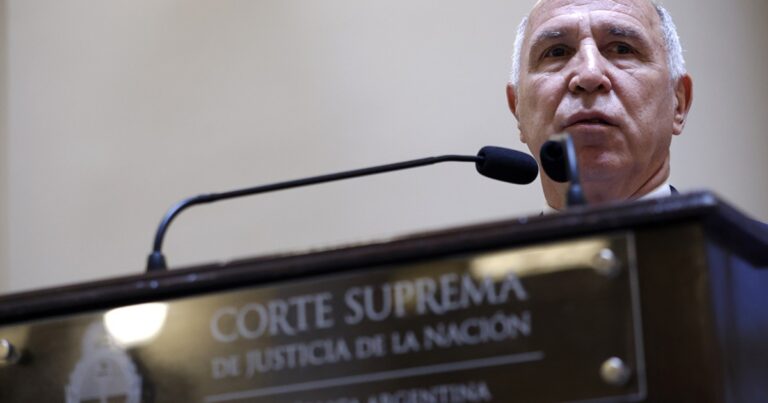 En el gobierno de Pullaro dicen que Lorenzetti los critica porque quería que designe a su hijo en la Corte provincial
