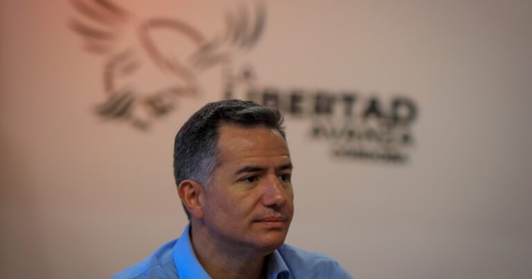 Bornoroni le sacó a Macri el sobrino de Tagle y suma otro intendente del Gran Córdoba