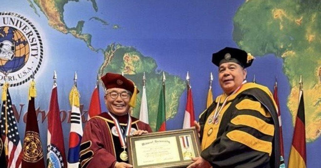 Ishii recibió en EE.UU un Doctorado Honoris Causa en Liderazgo Global