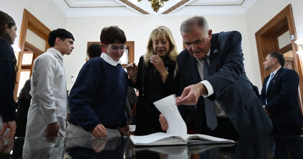 Chahla busca descomprimir la interna con Jaldo y echa a un funcionario de Cisneros