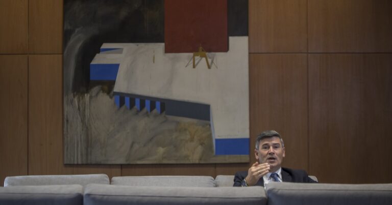 Preocupación en el equipo de Llaryora porque la gestión de Passerini en la capital no levanta