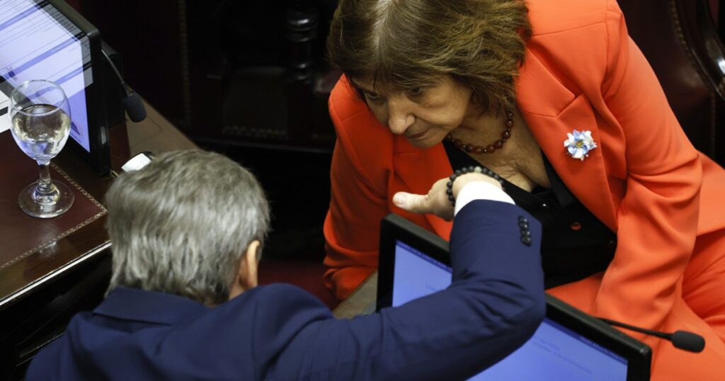 Los aliados bajaron la sesión y Bullrich aceptó que se vote la interpelación a Adorni la otra semana