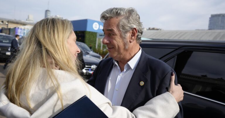 Patricia desafía a Karina y apoya al opositor de Pino en la pelea por la Rural