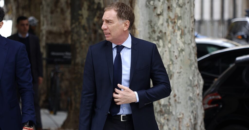 Los libertarios salen a instalar Santilli jefe de Gobierno porque se quedaron sin cartas para negociar con Jorge