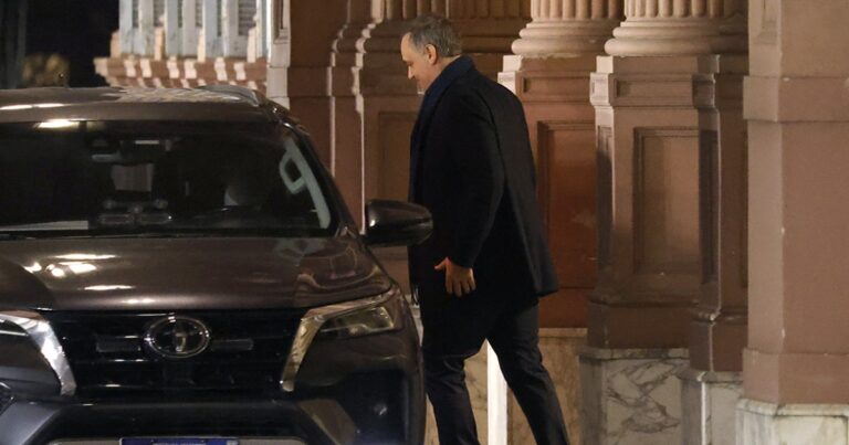 Adorni gastó 139 millones con tarjetas, además de usar las de sus funcionarios