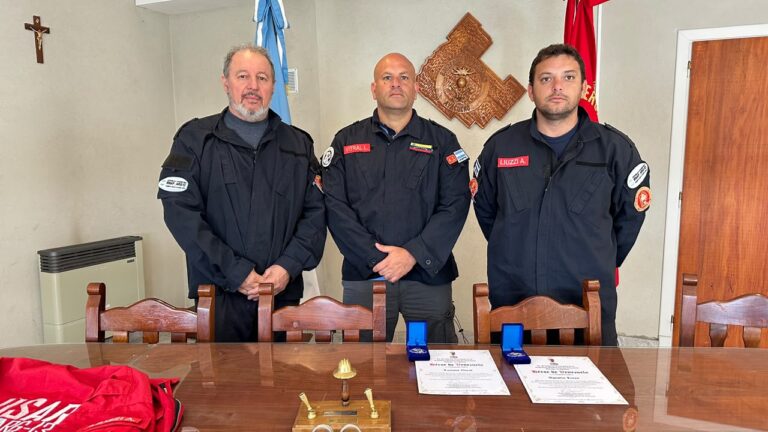 Regresaron los bomberos de Ayacucho que participaron del operativo internacional en Venezuela: “Estábamos preparados para este desafío”