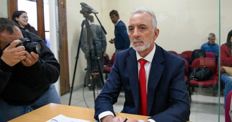 Un camarista frenó el juicio por extorsión contra el ex juez Bailaque