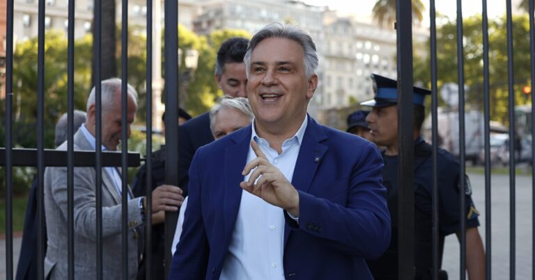 Una encuesta ubica a Llaryora primero para la elección a gobernador de Córdoba