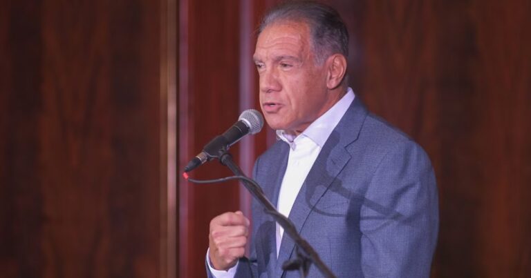 Daniel Hadad coqueteó con un pase a la política y recibió guiños de Macri y Cristina
