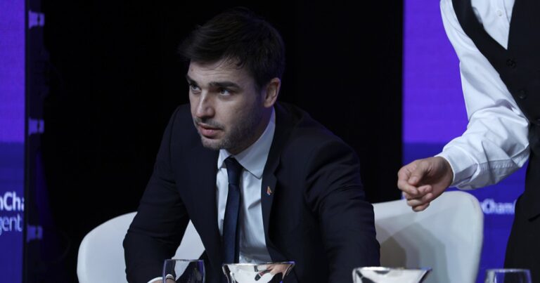 Encuesta: sin acuerdo con LLA, Nacho Torres le saca siete puntos al peronismo