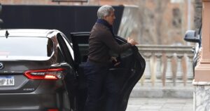 Guerra en el gabinete: Caputo quiere anunciar medidas pese a la resistencia de Milei