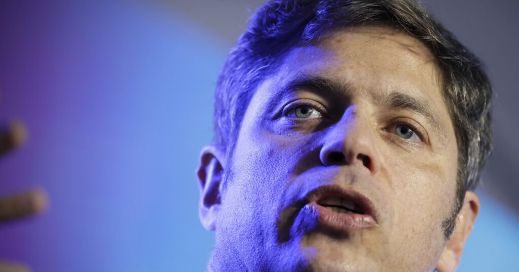 Kicillof a los industriales: “Es la macro de Milei lo que los está fundiendo”