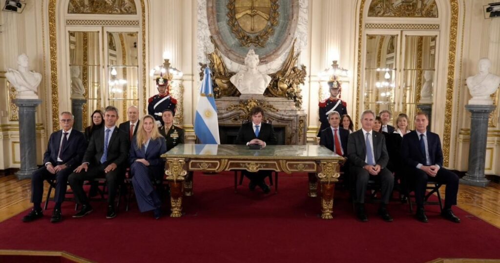 Milei llamó a la unidad nacional por la causa Malvinas: “Las islas son nuestras y nos las arrebataron”