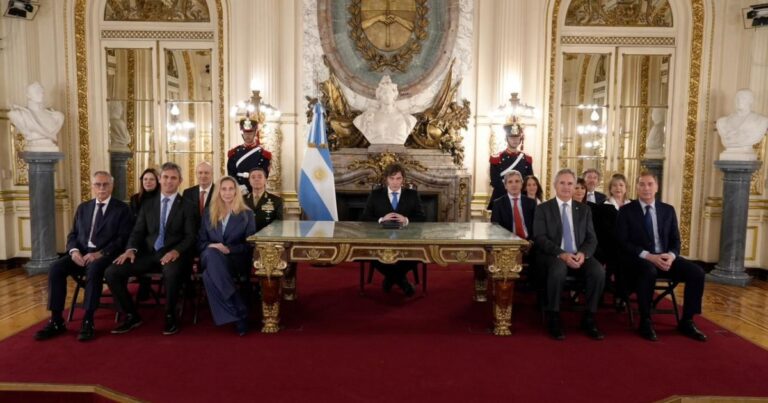 Milei llamó a la unidad nacional por la causa Malvinas: “Las islas son nuestras y nos las arrebataron”