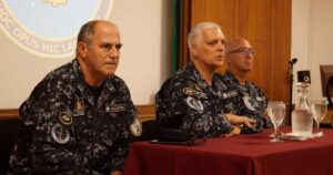 Escándalo en la Armada: denuncian sobresueldos por más de 1600 millones