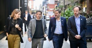 Tras las reuniones en Estados Unidos, Kicillof suspendió el viaje a China