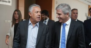 Cornejo, Valdés y Pullaro le dicen al gobierno que aceptan suspender las PASO pero demoran la orden a sus senadores