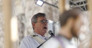 La Iglesia cuestiona a Milei en la previa a la llegada del Papa: “Las heridas de la intolerancia supuran”